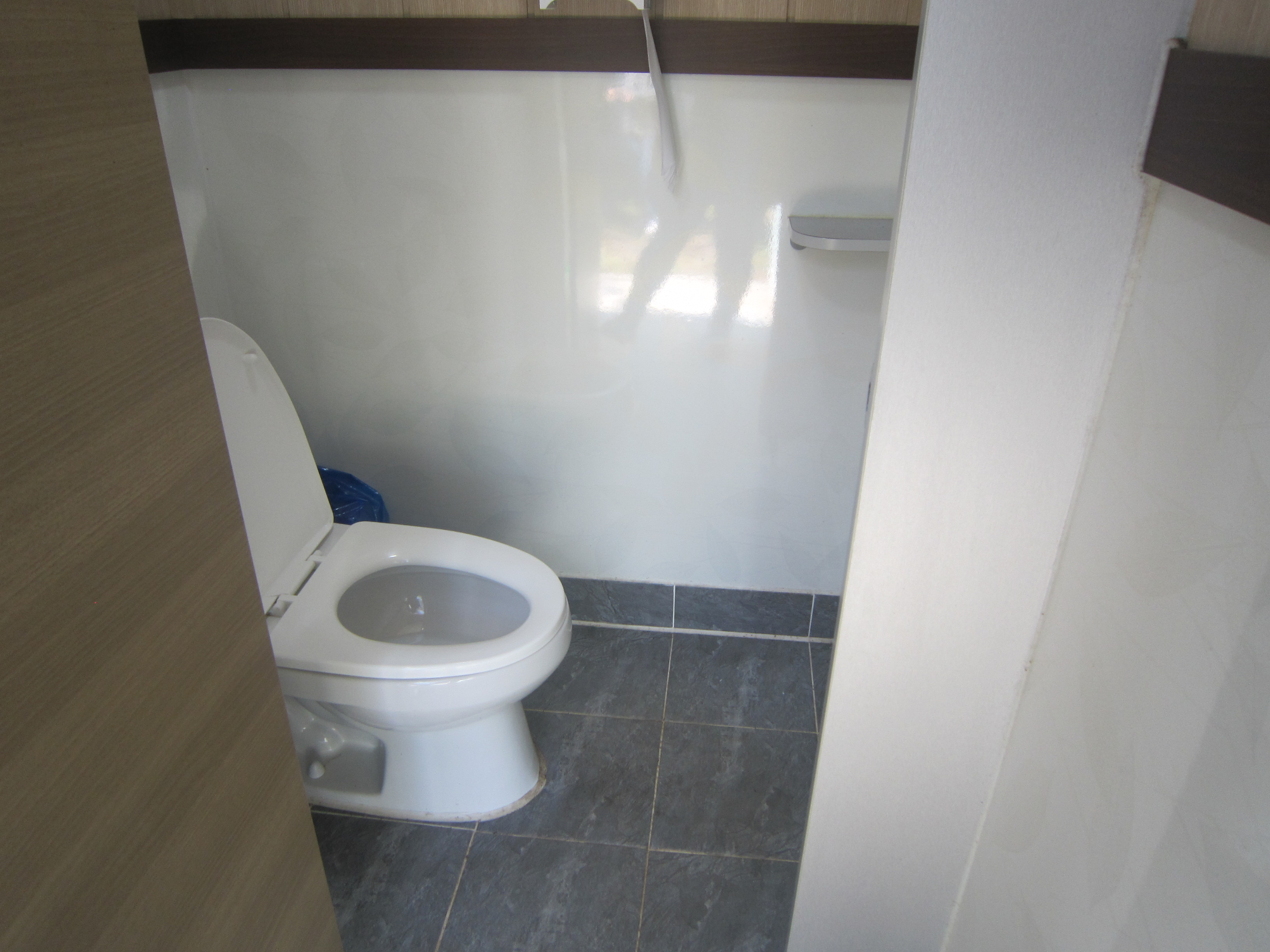 화장실_송당리 사무소_내부.JPG